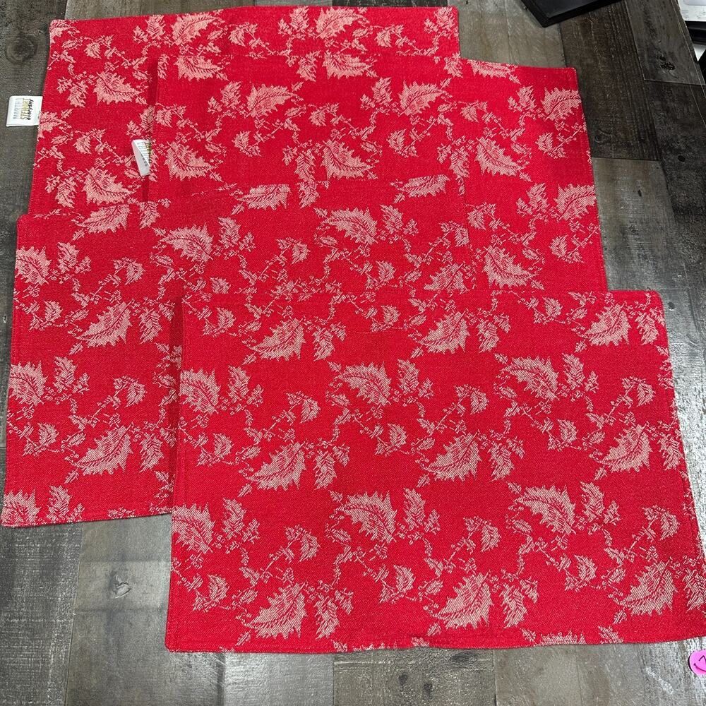 Placemats, Martha Stewart Red Floral Pattern CHristmas, 19" x 13", set of 4, EUC